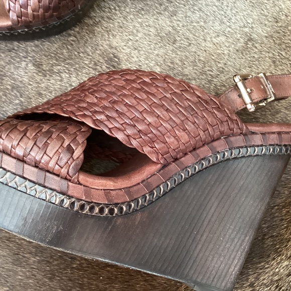 Vince Camuto Signature Vi Lenny Latigo Wrap Leather Wedges - Picture 11 of 11